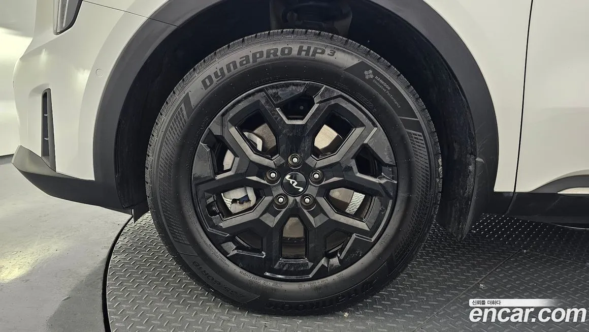 Kia Sorento — фото 6