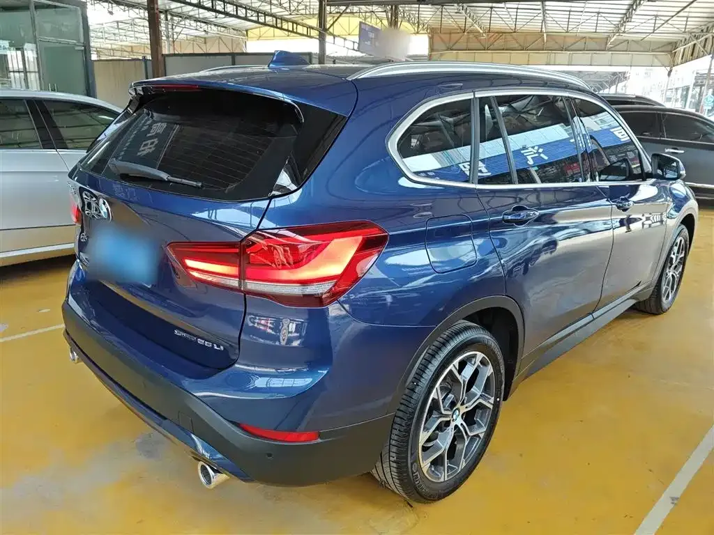 BMW X1 — фото 10