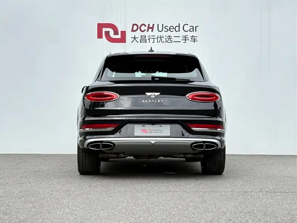 Bentley Bentayga 2023 из CN, фото 3