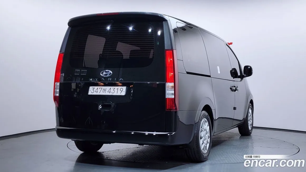Hyundai Staria 2023 из KR, фото 4