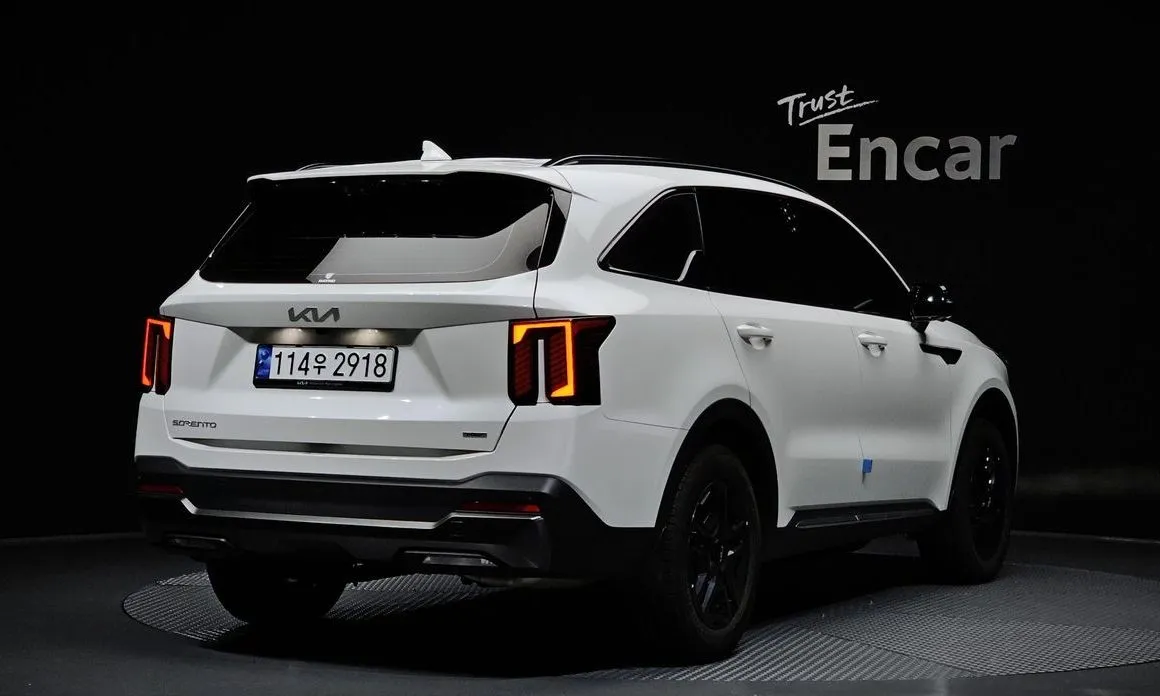 Kia Sorento — фото 3