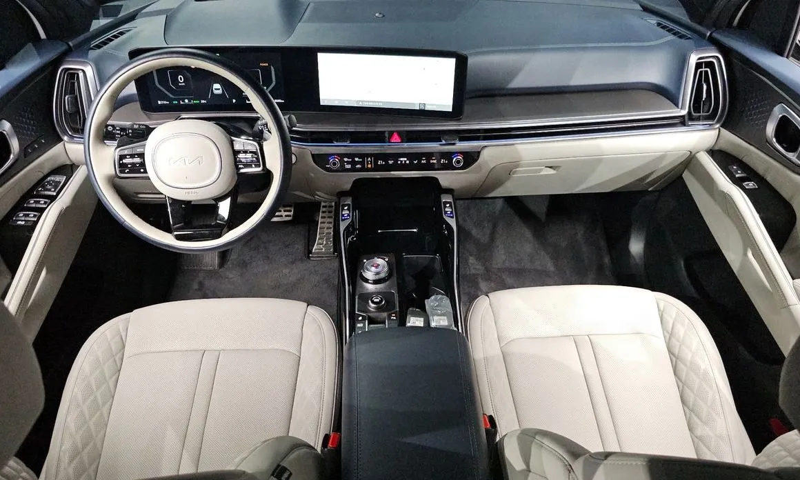 Kia Sorento — фото 6