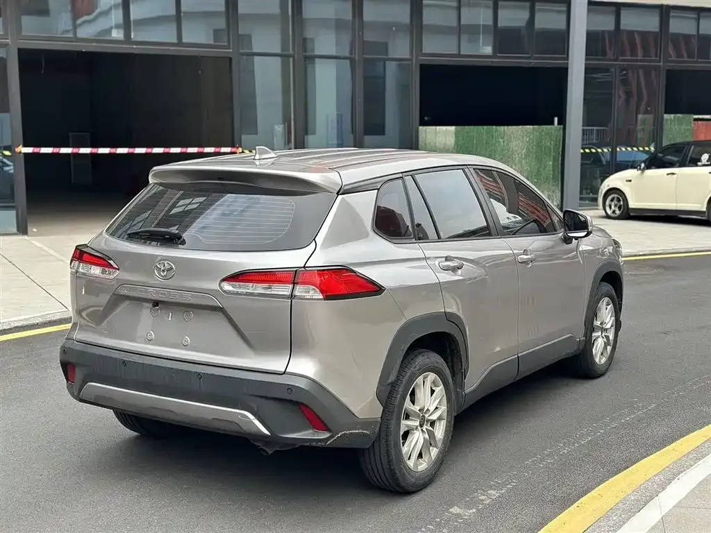 Toyota Corolla Cross — фото 6