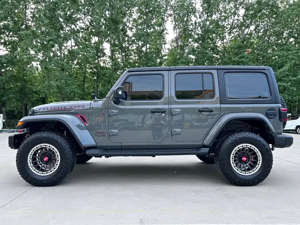 Jeep Wrangler — фото 4