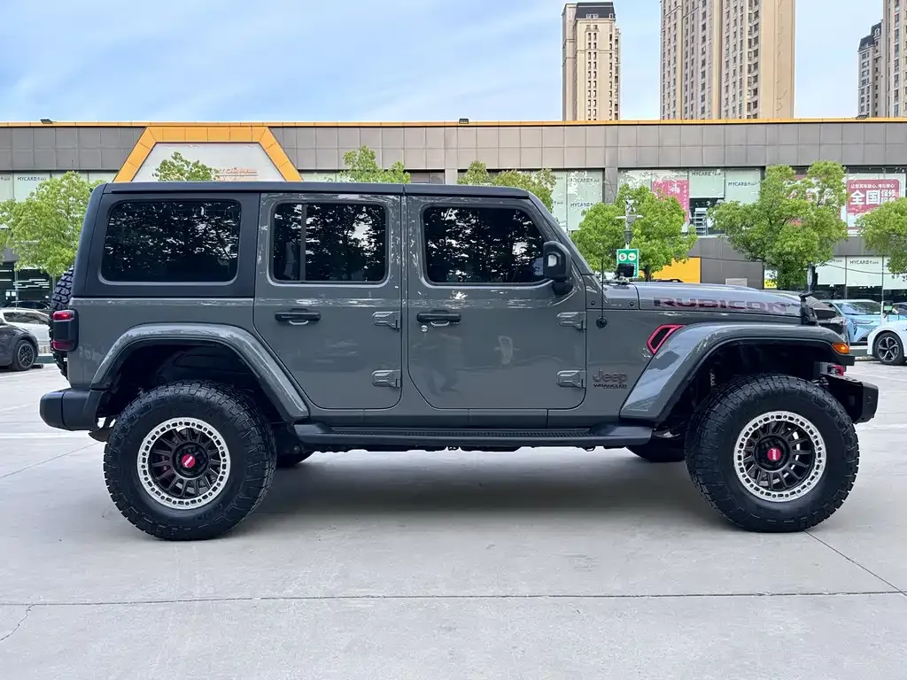 Jeep Wrangler — фото 6