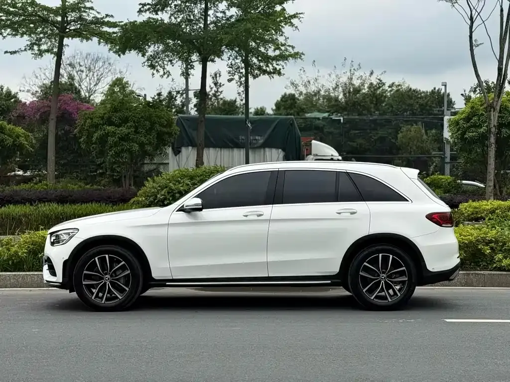 Mercedes-Benz GLC — фото 10