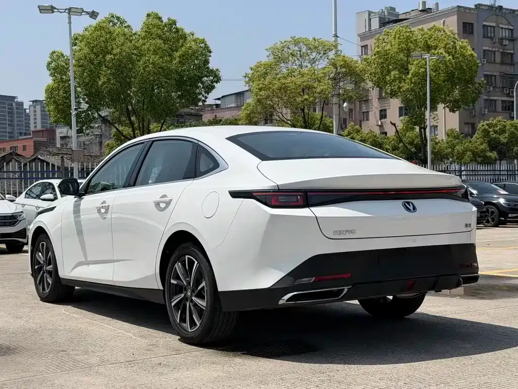 Changan Eado 2026 из CN, фото 7