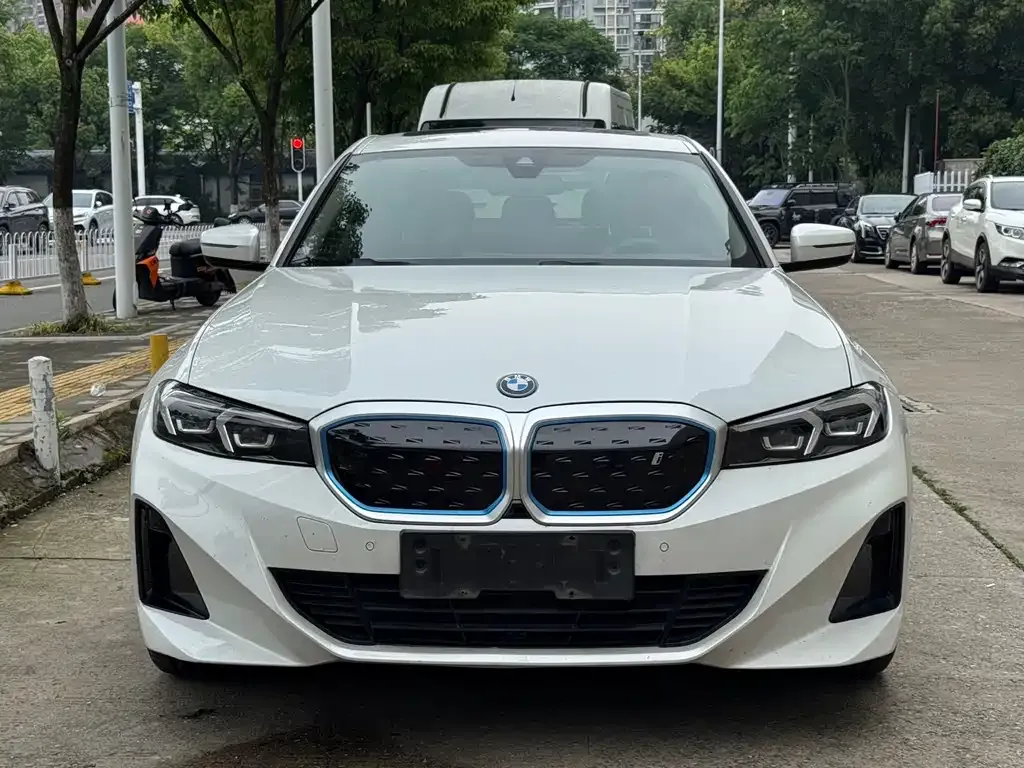 BMW i3 — фото 10