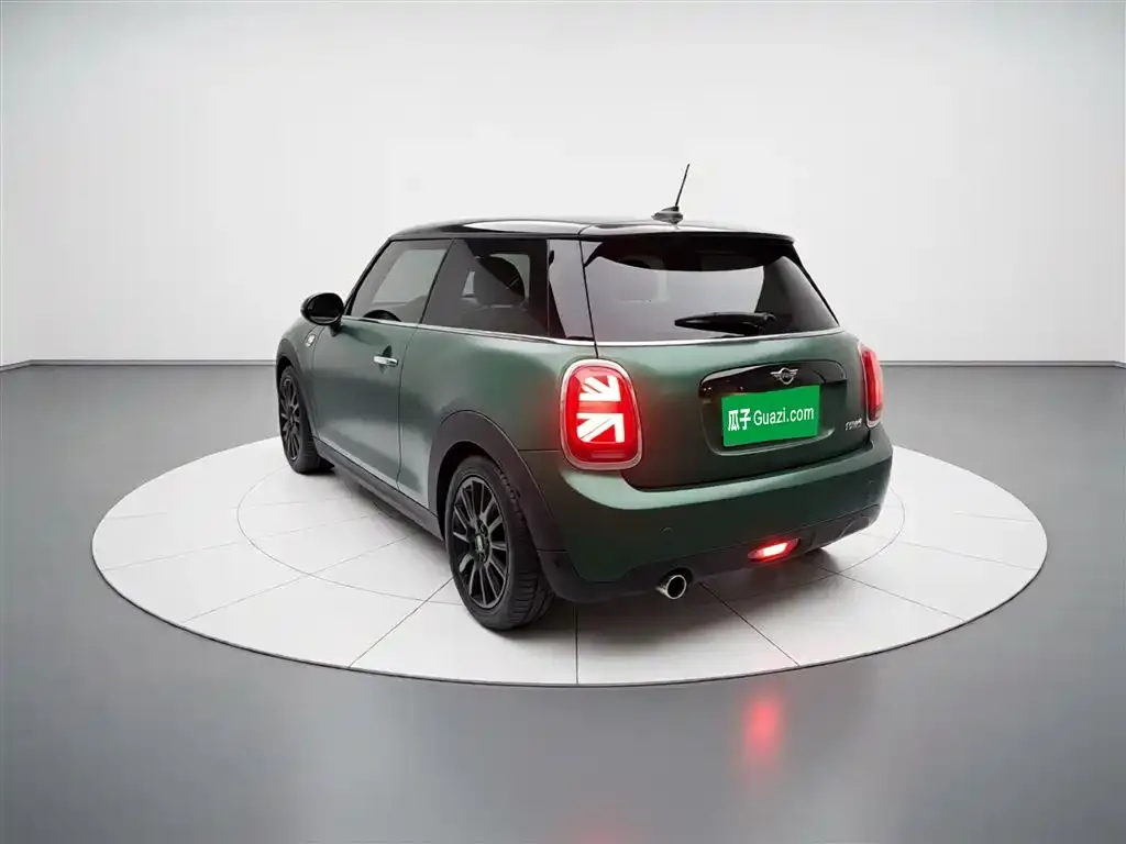 MINI Cooper (3-door) 2021 из CN, фото 2
