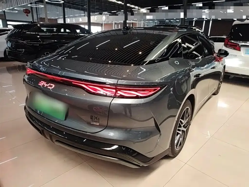 BYD Han L — фото 2