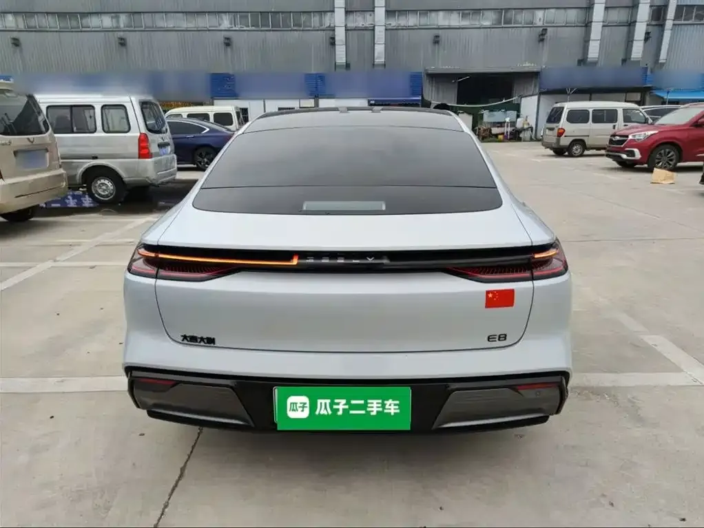 Geely Galaxy E8 2025 из CN, фото 5