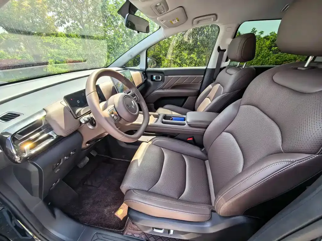 Wuling Starlight 730 New Energy — фото 4