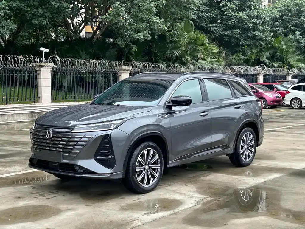 Changan CS75PLUS — фото 10