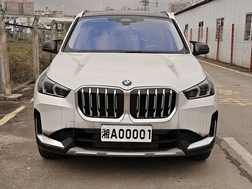 BMW X1 — фото 10