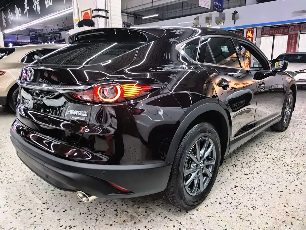 Mazda CX-4 2023 из CN, фото 7