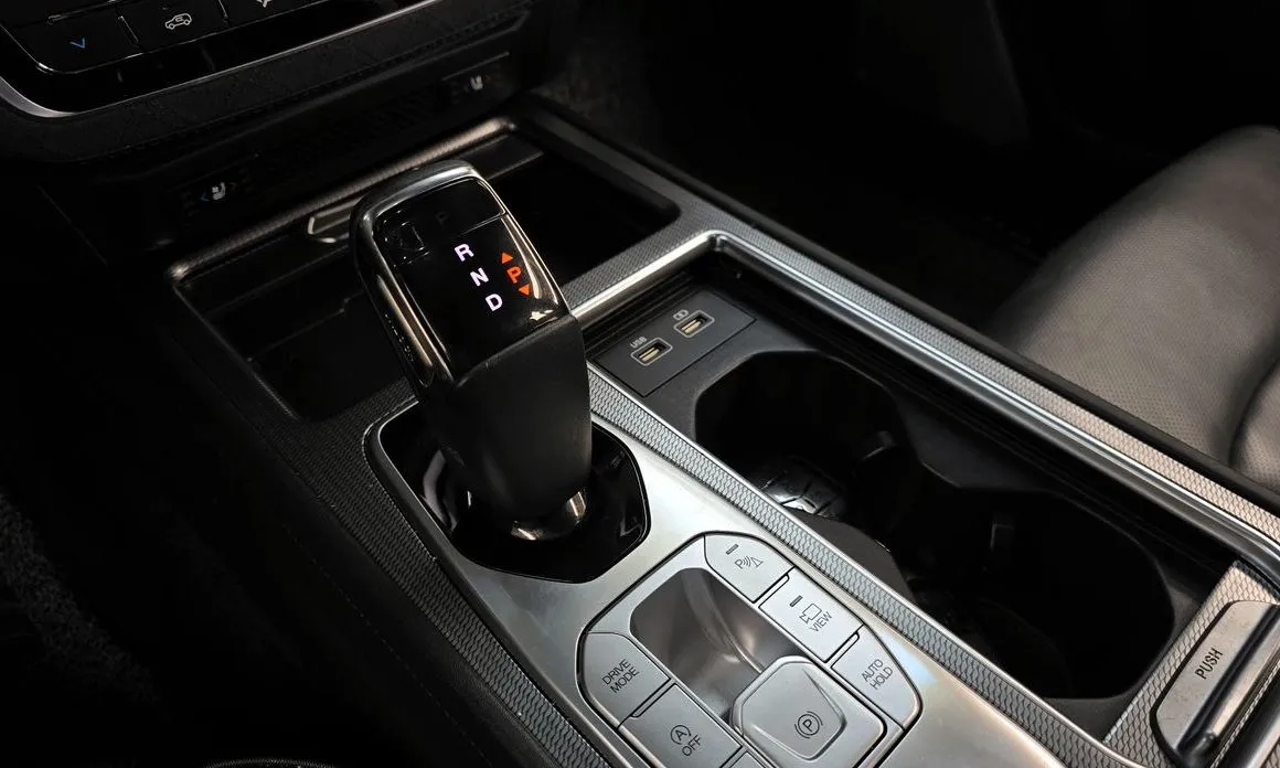 KG Mobility (Ssangyong) Rexton — фото 3