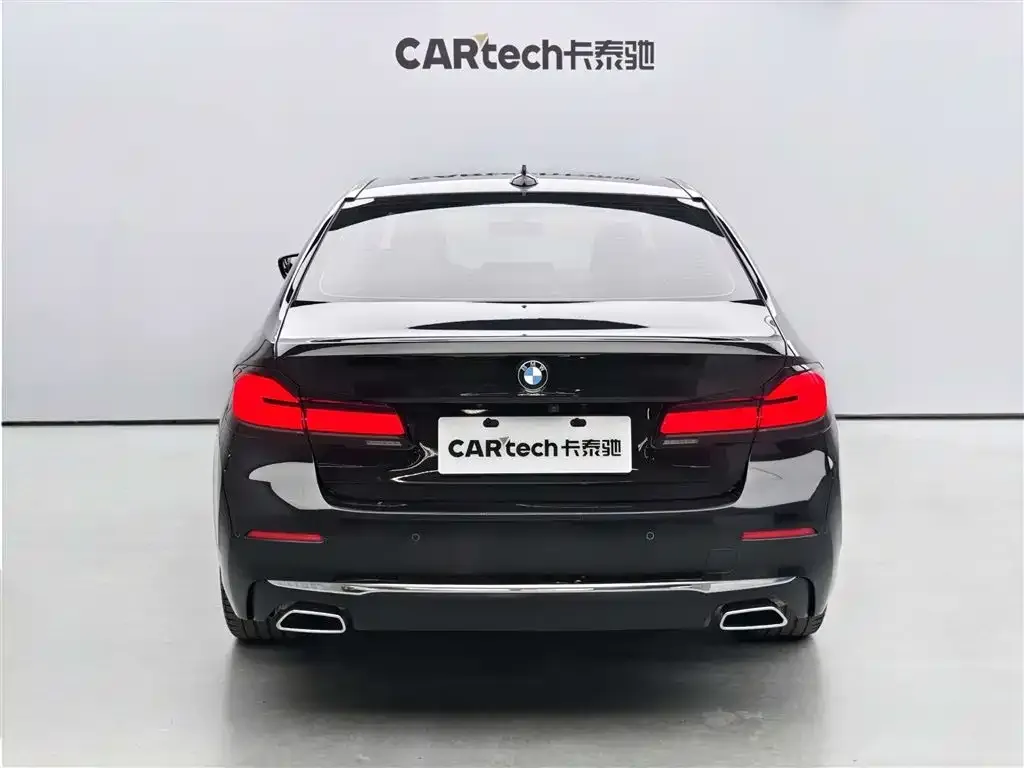 BMW 5 Series — фото 4