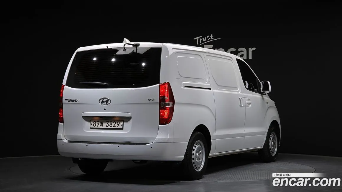 Hyundai Starex 2021 из KR, фото 2