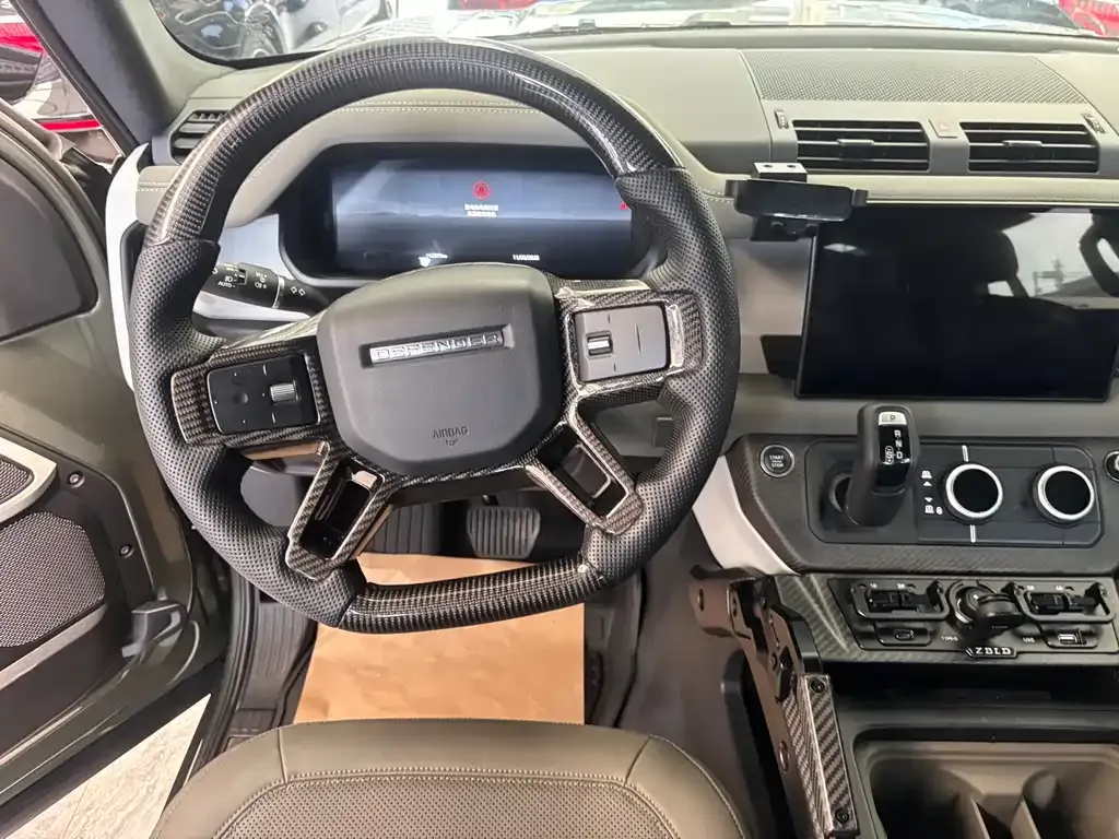 Land Rover Defender — фото 9