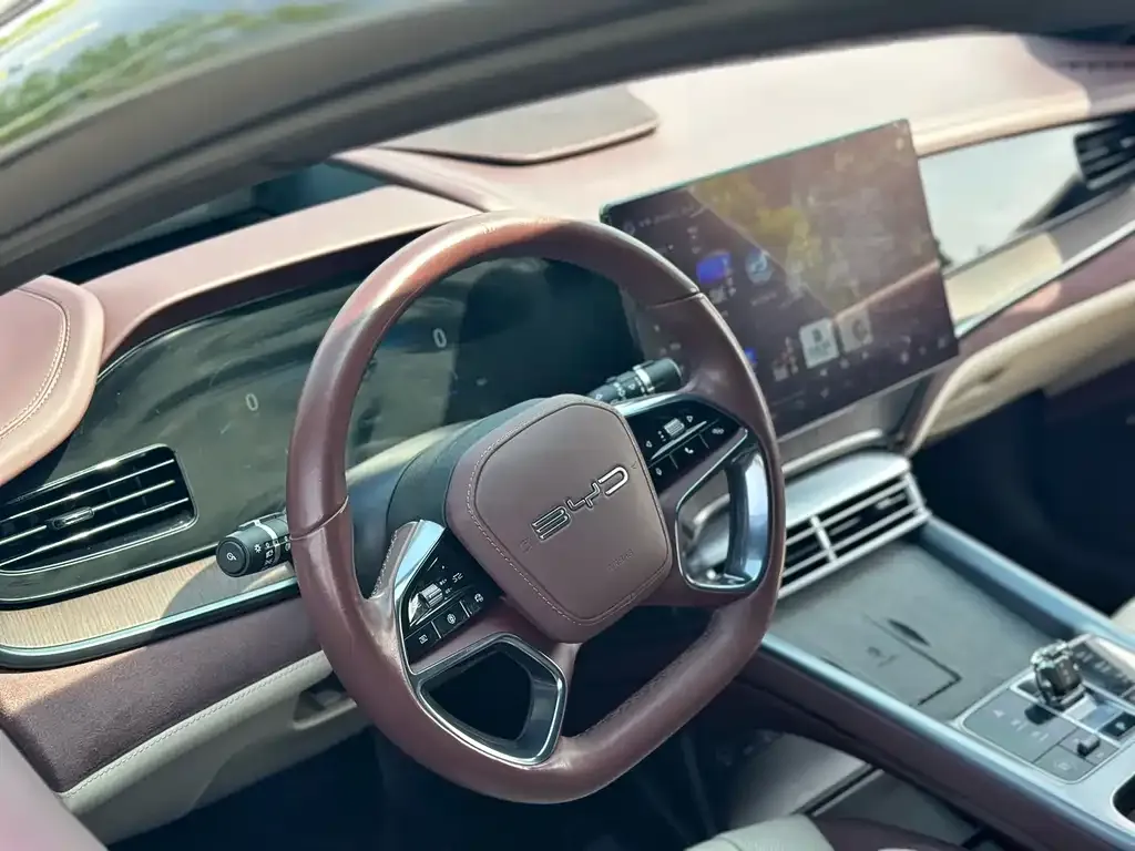 BYD Seal — фото 3