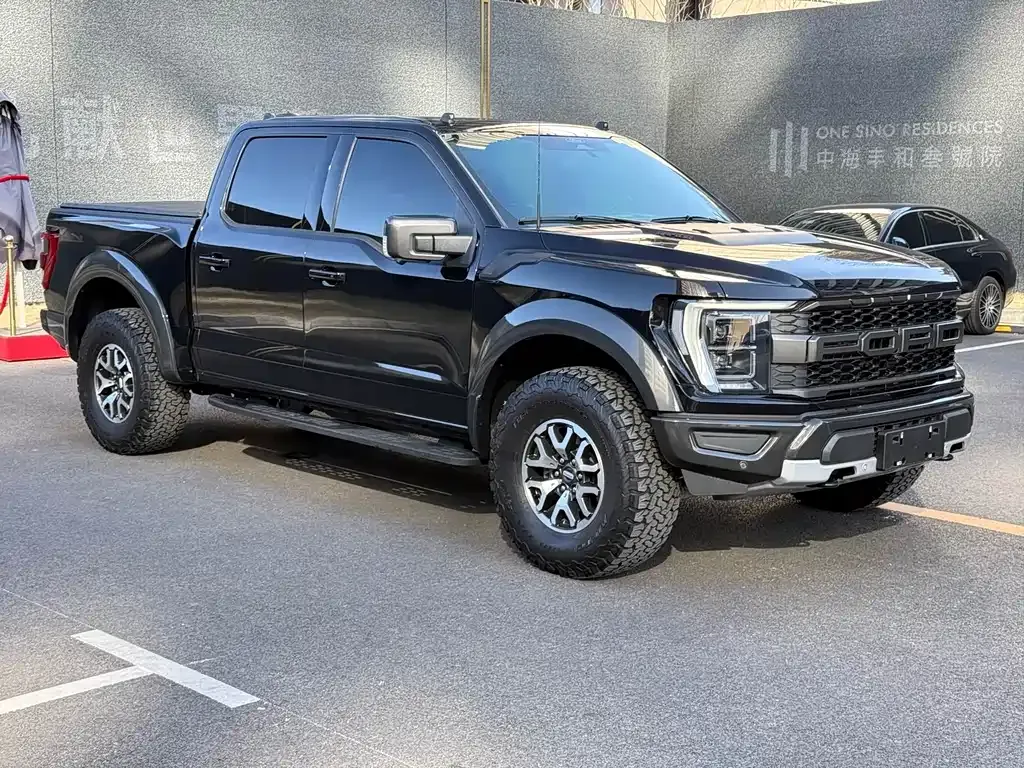 Ford F-150 Raptor — фото 10