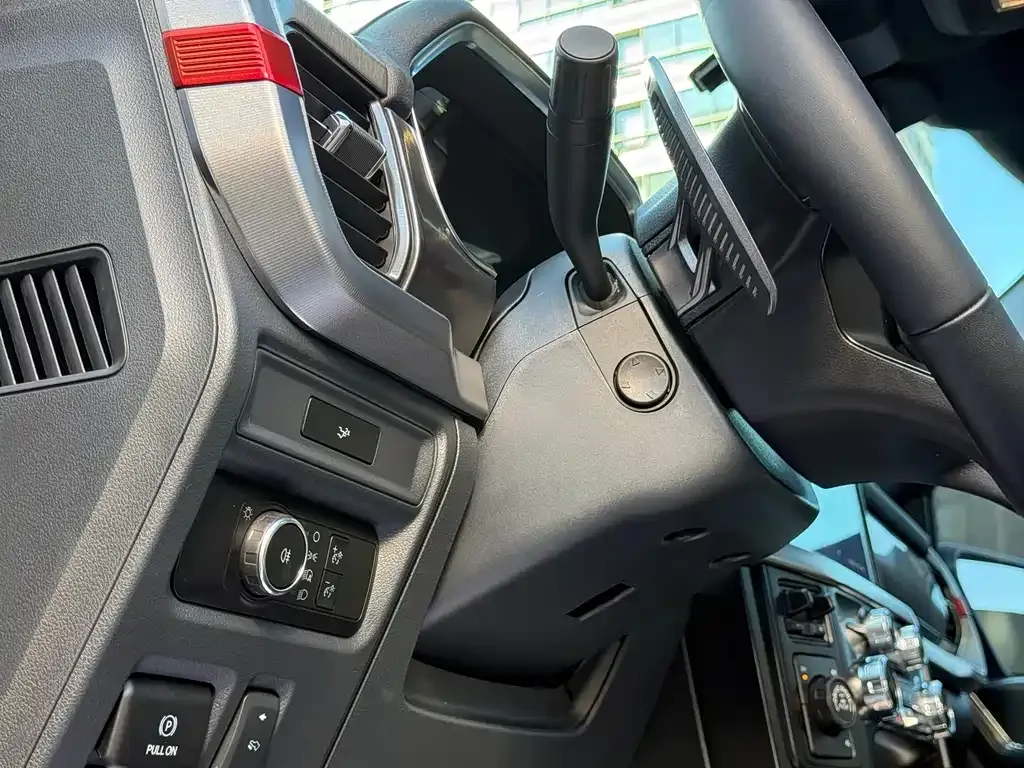 Ford F-150 Raptor — фото 6