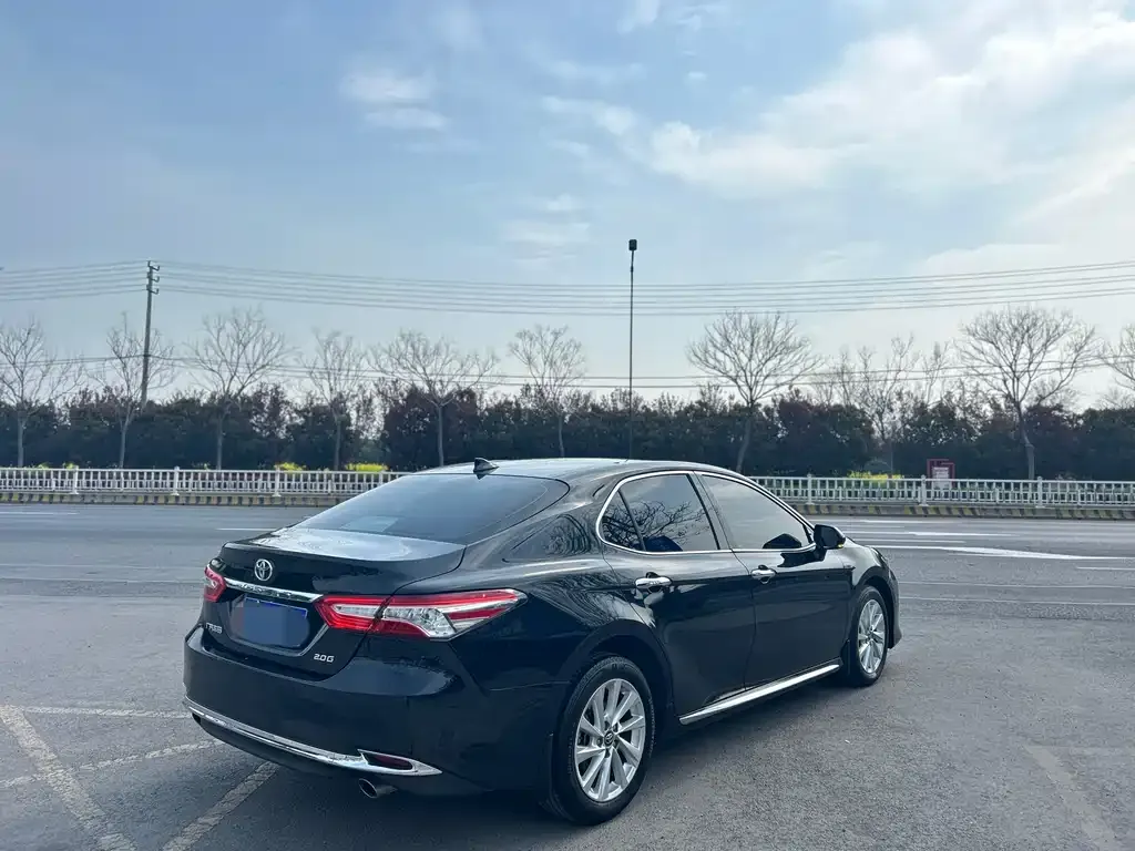 Toyota Camry 2023 из CN, фото 3