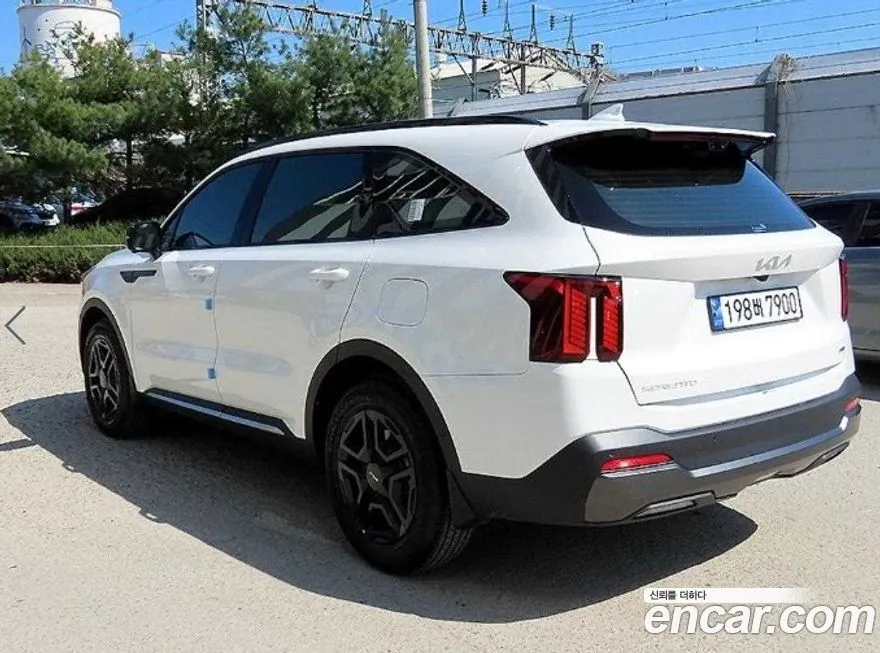 Kia Sorento — фото 9