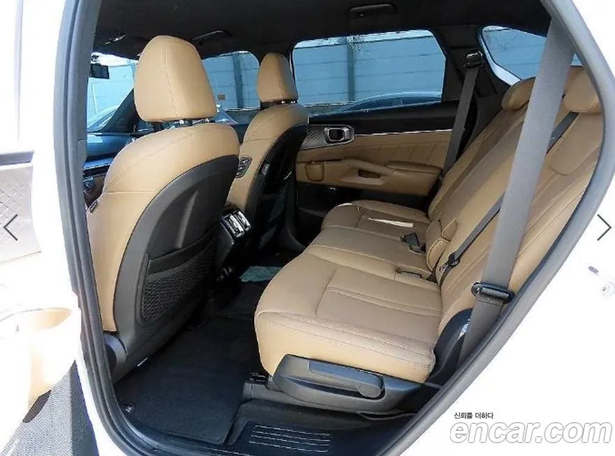 Kia Sorento — фото 5