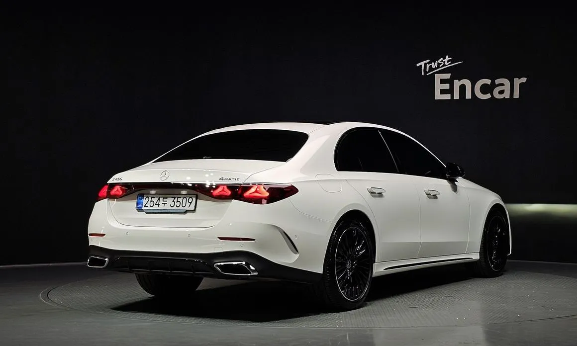 Mercedes-Benz E-Class 2026 из KR, фото 2