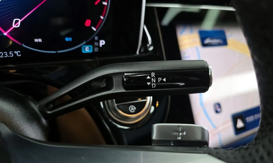 Mercedes-Benz E-Class 2026 из KR, фото 9