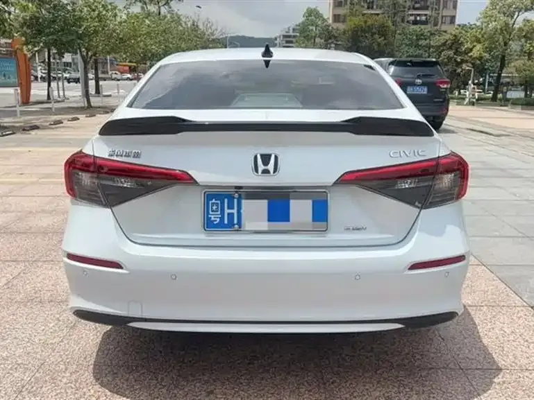 Honda Civic — фото 3