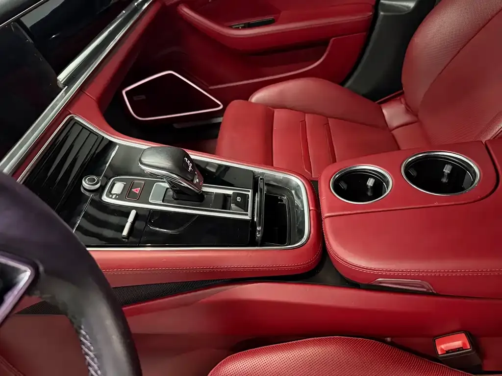 Porsche Panamera 2021 из CN, фото 5