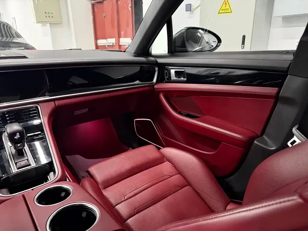 Porsche Panamera 2021 из CN, фото 2