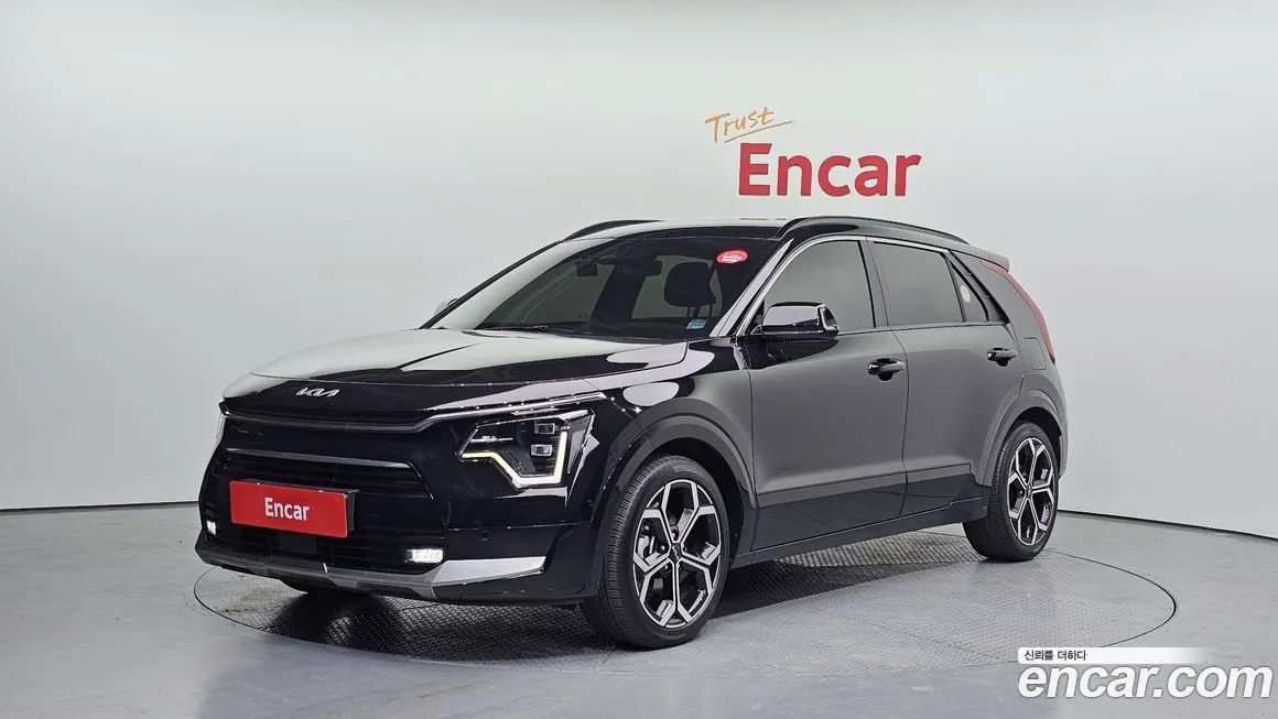 Kia Niro — фото 1