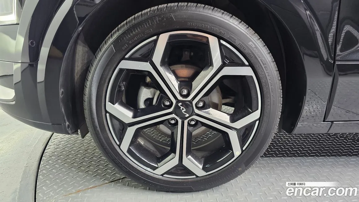 Kia Niro — фото 10