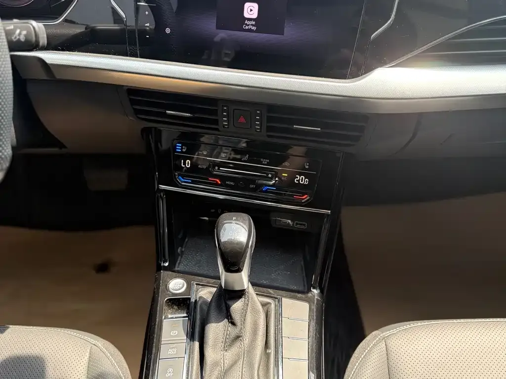 Volkswagen Passat — фото 6