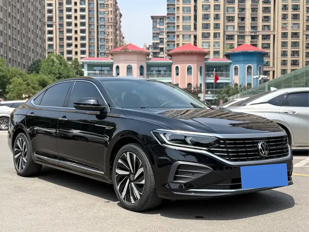 Volkswagen Passat — фото 9