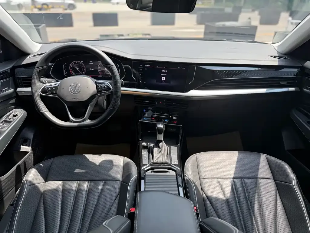 Volkswagen Passat — фото 8