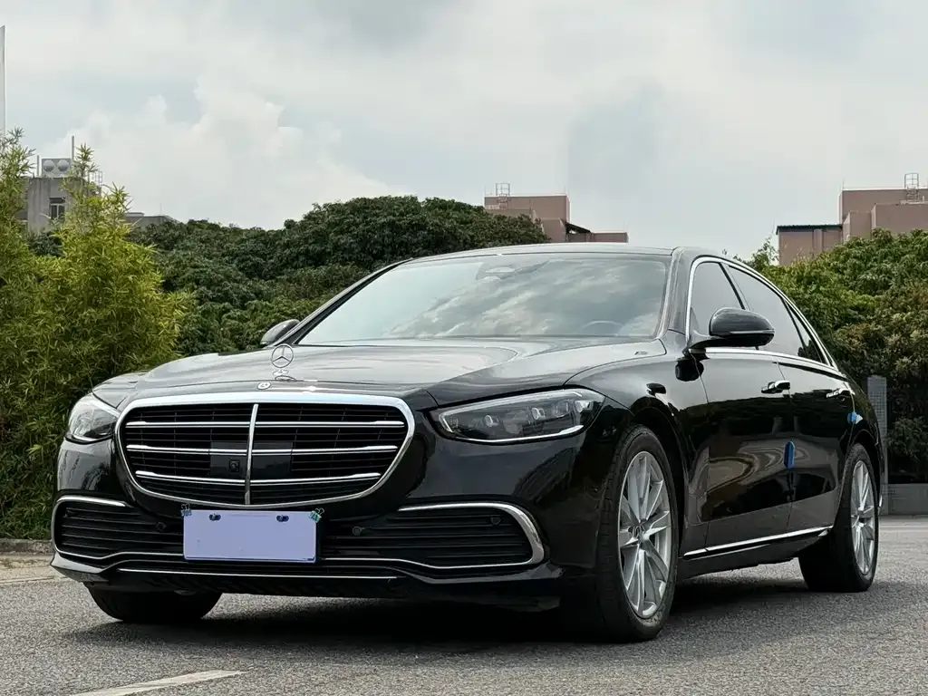 Mercedes-Benz S-Class — фото 1