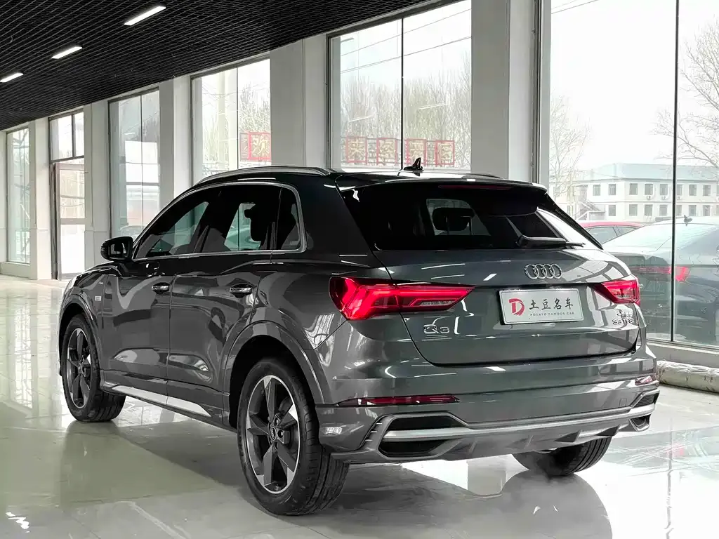 Audi Q3 — фото 2