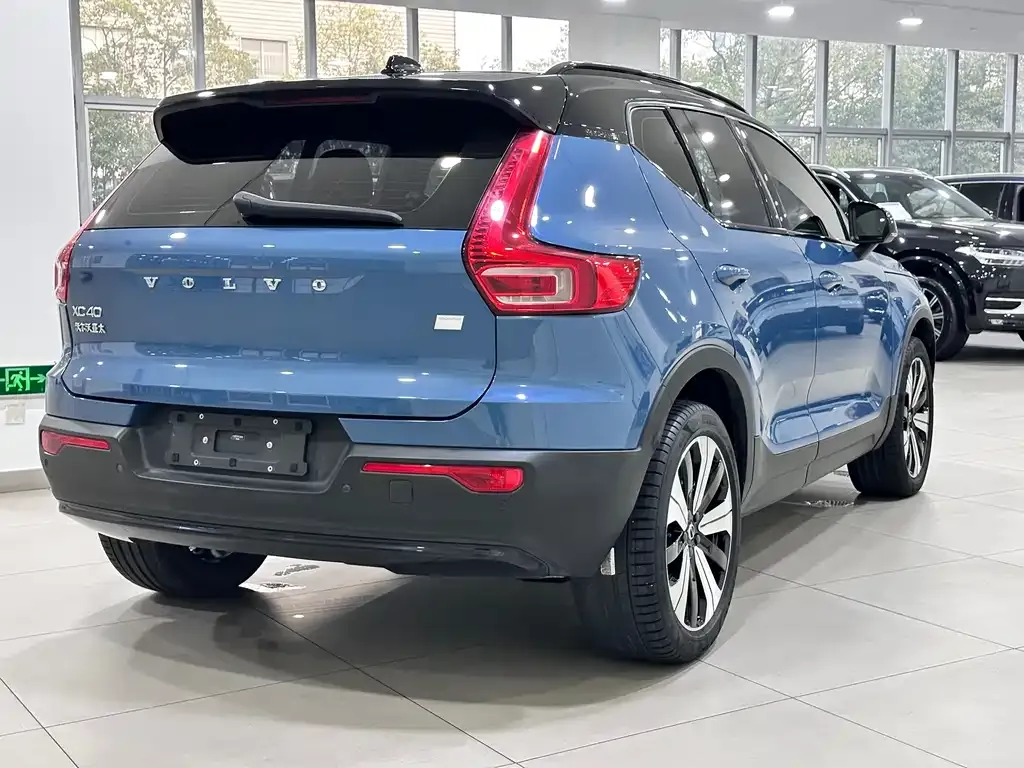Volvo XC40 NEV 2023 из CN, фото 2