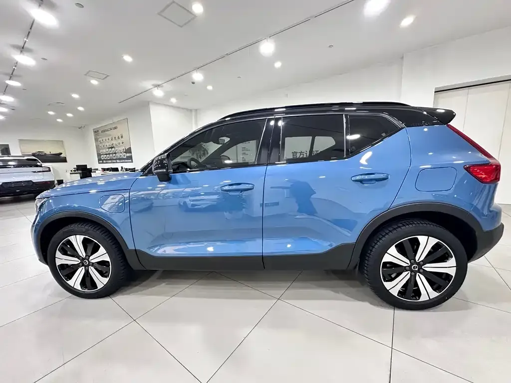 Volvo XC40 NEV 2023 из CN, фото 3