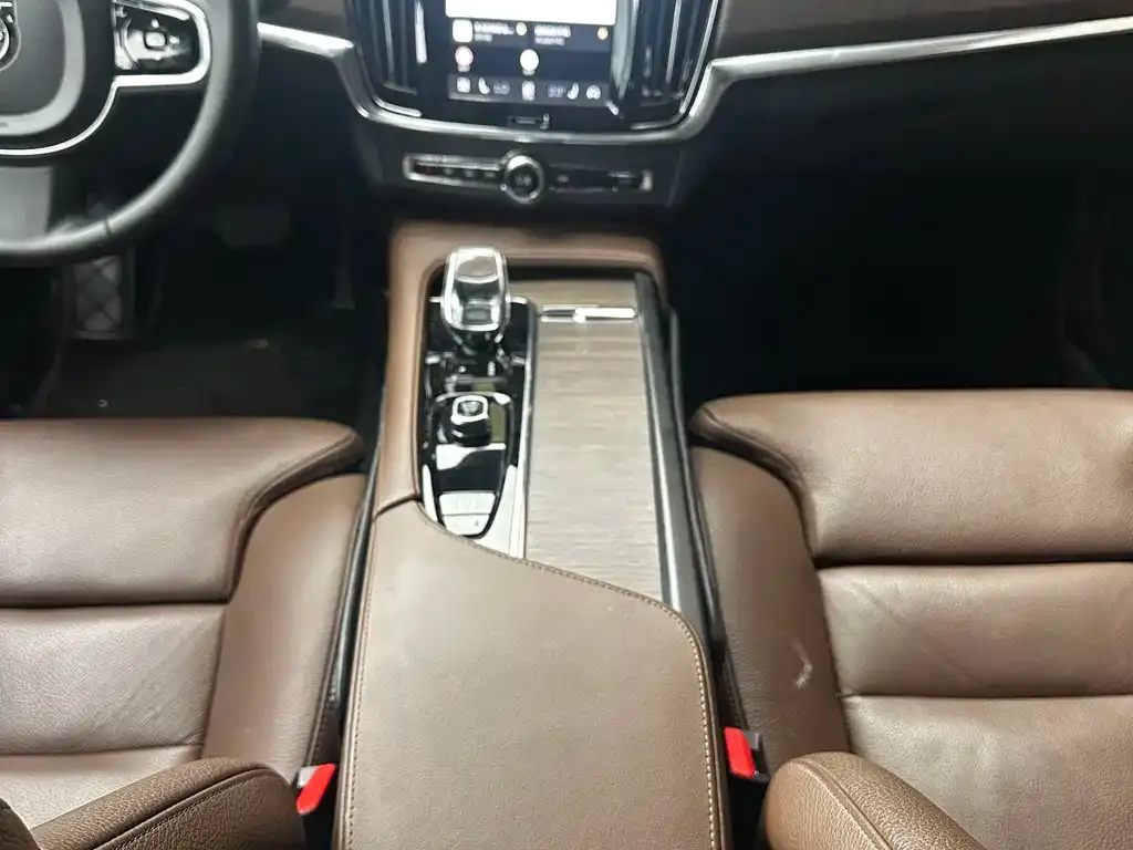 Volvo S90 — фото 2