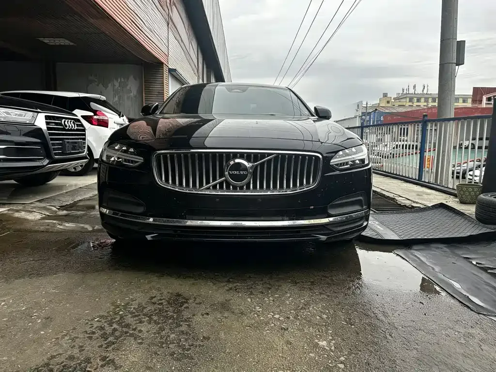 Volvo S90 — фото 8