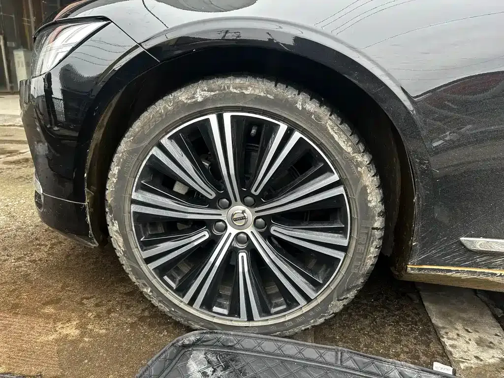 Volvo S90 — фото 6