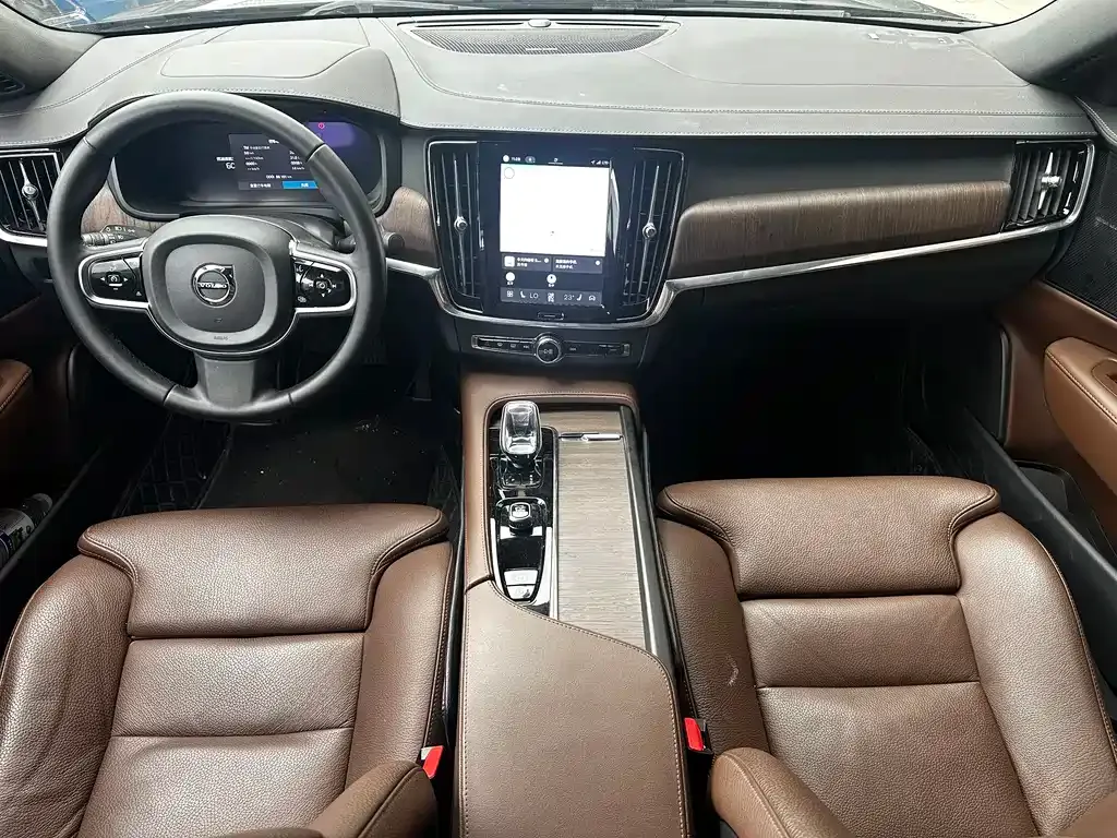 Volvo S90 — фото 4