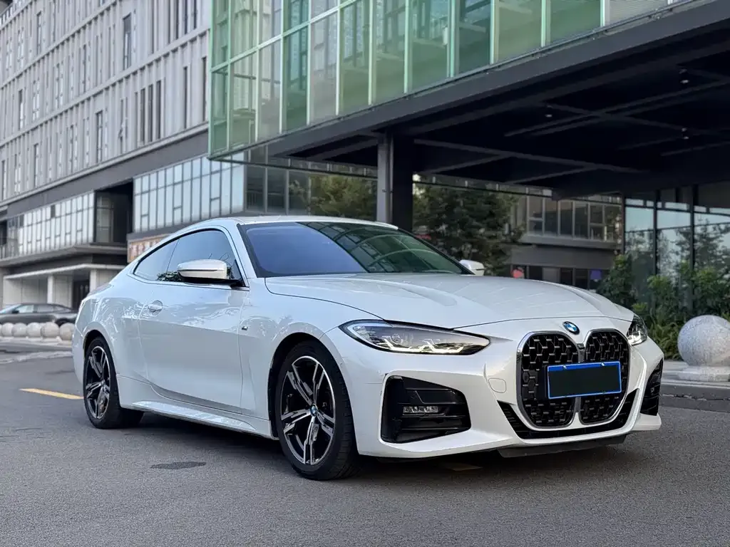 BMW 4 Series 2022 из CN, фото 8