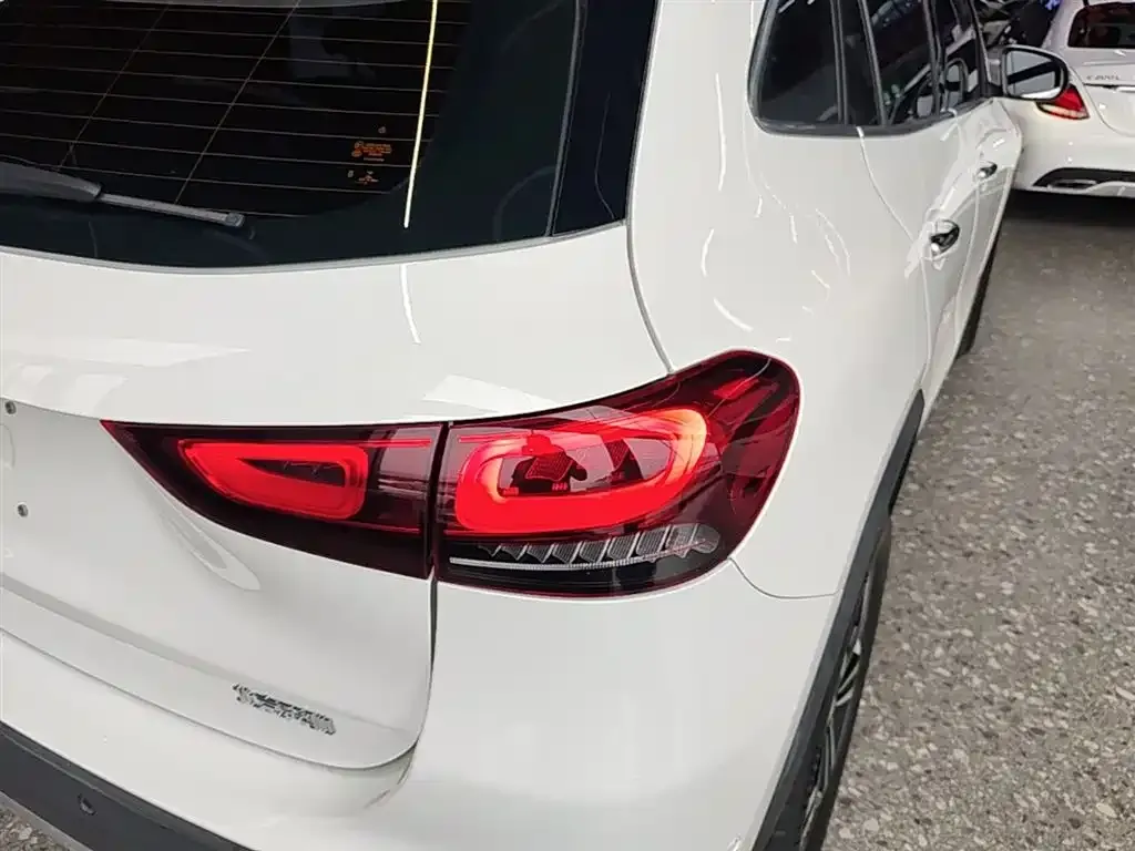 Mercedes-Benz GLA 2022 из CN, фото 2