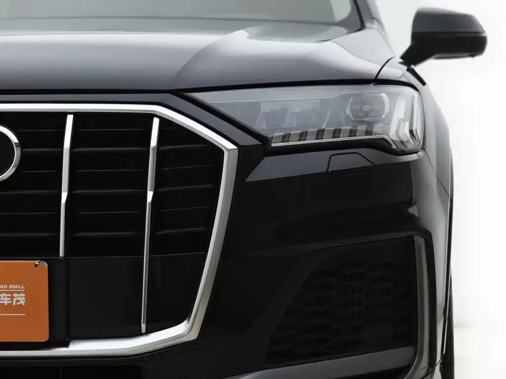 Audi Q7 2021 из CN, фото 6